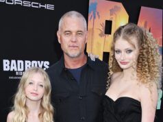 Incontra le sue 2 figlie, Billie e Georgia – Hollywood Life