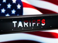 I consumatori statunitensi pagano il 90% dei costi tariffari aziendali, afferma la Federal Reserve