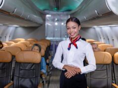 L’assistente di volo condivide un consiglio geniale per rendere il volo più facile: “Sbalordito”