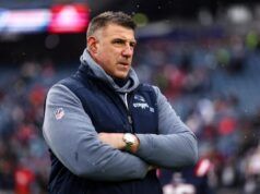 L’HC dei Patriots Mike Vrabel invia un avvertimento ai veterani prima del libero arbitrio
