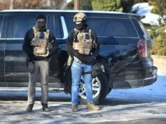 I legislatori del New Jersey lavorano per rendere illegale per gli agenti federali indossare maschere