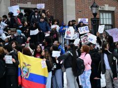 Reagiscono gli insegnanti, sostegno alle proteste studentesche dell’ICE