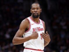 Kevin Durant ha chiamato Shams Charnia durante l’NBA Celeb Game