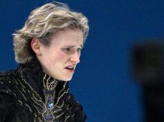 Ilya Malinin viene messo all’ombra per “soffocamento” dopo che Jordan Stolz ha strappato il secondo oro