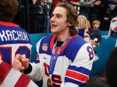 Jack Hughes si chiede a chi pensava dopo la vittoria olimpica degli USA