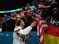 Il conduttore sportivo canadese suscita indignazione con un messaggio per i tifosi statunitensi dopo la medaglia d’oro