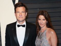 Jason Bateman dice che la “tensione” con la moglie lo ha portato a tornare sobrio