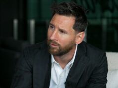 Il candidato alle presidenziali del Barcellona rivela lo striscione di Lionel Messi