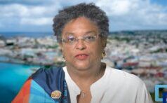 Il Partito laburista delle Barbados ottiene la terza vittoria elettorale consecutiva per 30-0