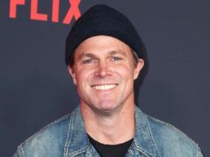 Stephen Amell reciterà in “Baywatch” nel ruolo del figlio del personaggio di David Hasselhoff