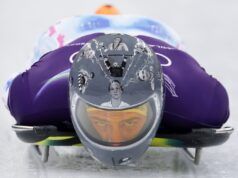Lo skeletonista ucraino è stato squalificato dalle Olimpiadi invernali del 2026 per aver indossato un casco in onore dei caduti in guerra
