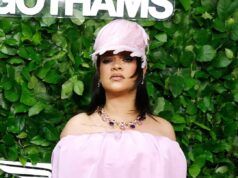Rihanna è tornata in studio, accennando a nuova musica