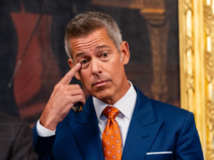 Gli esseri umani rilevano errori evidenti in pochi secondi. Sean Duffy ha pubblicato le foto di “Best Cabinets”