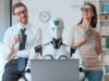 Le aziende di intelligenza artificiale vogliono che tu smetta di chattare con i bot e inizi a gestirli