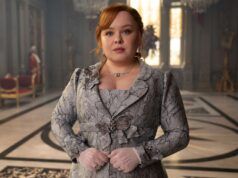 Lo showrunner di “Bridgerton” prende in giro la nuova Lady Whistledown