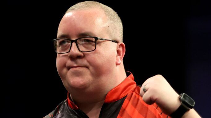skysports-darts-stephen-bunting_7110340.jpg