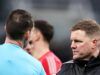 Eddie Howe afferma che gli arbitri fanno troppo affidamento sul VAR dopo aver commesso “molti errori” nella vittoria del Newcastle sull’Aston Villa | Notizie di calcio