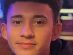 Esclusiva di Newsweek: la madre del cittadino statunitense ucciso dal DHS afferma che “abbiamo combattuto in silenzio”