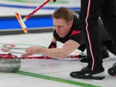Lo scandalo del curling sconvolge il ghiaccio olimpico