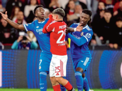 Kylian Mbappé sostiene Vinicius e denuncia gli abusi razziali nello scontro di Champions League