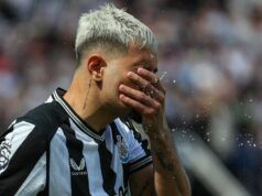 La stella della Premier League è costretta a isolarsi per una malattia virale perché manca uno scontro cruciale