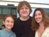 La figlia di Jude Law sorride nella foto di Lewis Capaldi dopo il dramma di Chappell Roan