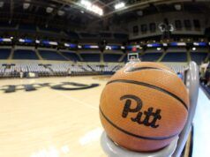 Pitt assume Robin Harmony di Charleston come capo allenatore