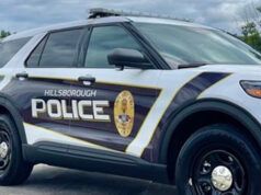 Una donna respinge un tentativo di rapina a mano armata alla stazione di servizio di Orange County