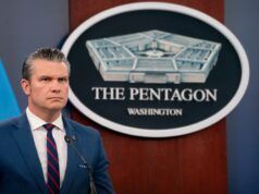 IN DIRETTA: Hegseth informa il Pentagono nel mezzo del dibattito sul potere di guerra