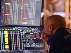 Con valori difensivi e tirando per proteggersi dalla tempesta