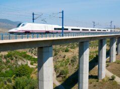 Renfe bandisce macroappalti del valore di circa 1.000 milioni per le principali compagnie di autobus