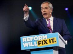 Nigel Farage ha sparato al 160% della società Bitcoin in due giorni