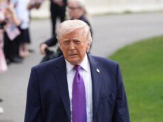 L’economia statunitense è cresciuta del 2,1% nel 2025, in calo di sette decimi rispetto all’anno precedente