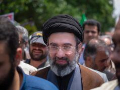 Mojtaba Khamenei è stato operato segretamente a Mosca. Qual è la sua condizione attuale?