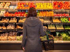 Le vendite al dettaglio hanno ridotto l’aumento di febbraio al 2%, ma rimangono in crescita per 20 mesi consecutivi