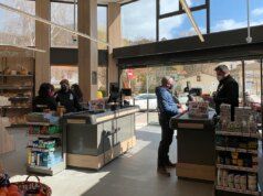 Bizum ti permetterà di effettuare pagamenti dal tuo cellulare nei negozi fisici a partire da maggio.