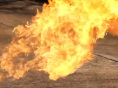 Nuovo avvertimento ai genitori a causa della nuova tendenza dei social media a “sputare fuoco” utilizzando alcol isopropilico o qualsiasi solvente per unghie