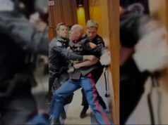 Veterano della Carolina del Nord incriminato dopo aver protestato contro la guerra in Iran durante un’udienza al Senato