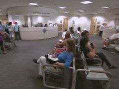 Il governatore Josh Stein annuncia un budget per “necessità critiche”.