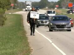 Il pastore di Baltimora cammina per 40 miglia fino a Raleigh per chiedere giustizia e risarcimento