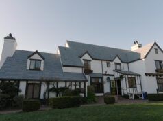 Il rifugio inglese del XVI secolo di Muir Beach ti trasporta in un mondo completamente nuovo