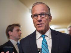 I senatori considerano il finanziamento della Homeland Security ma non l’applicazione dell’ICE mentre le linee aeroportuali soffrono