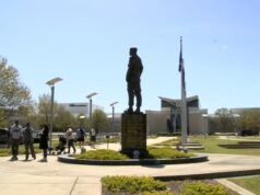 82a aerotrasportata | Le reazioni a Fayetteville variano alla notizia del dispiegamento in Medio Oriente