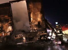 L’incendio del rimorchio di un trattore provoca una grave chiusura e una deviazione della I-95 a Dunn, Carolina del Nord