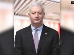 L’amministratore delegato di Air Canada, Michael Rousseau, si ritirerà dopo le critiche per aver trasmesso il messaggio di incidente solo in inglese anziché in francese