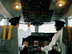 I passeggeri delle compagnie aeree notano la “Sky Jail” sui voli: cos’è questa nuova aggiunta?