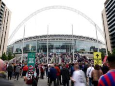 L’ex stella di Inghilterra, Arsenal e Chelsea muore all’età di 35 anni dopo aver combattuto contro un cancro al cervello