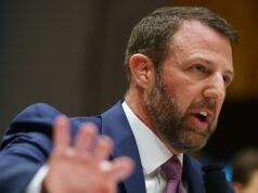 Mullin afferma che la FEMA “dovrebbe essere ristrutturata” e porrà fine alla controversa revisione della spesa di 100.000 dollari di Noem