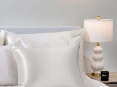 I cuscini in raso o seta funzionano davvero? Interviene un dermatologo