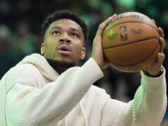 Rapporti: I Bucks vogliono restare con Giannis Antetokounmpo per il resto della stagione